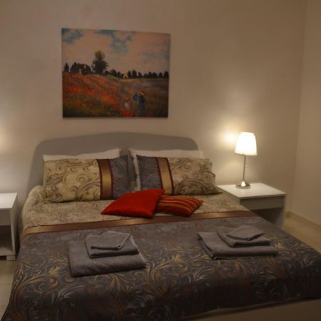 ホテル Residenze Principe Amedeo バーリ エクステリア 写真