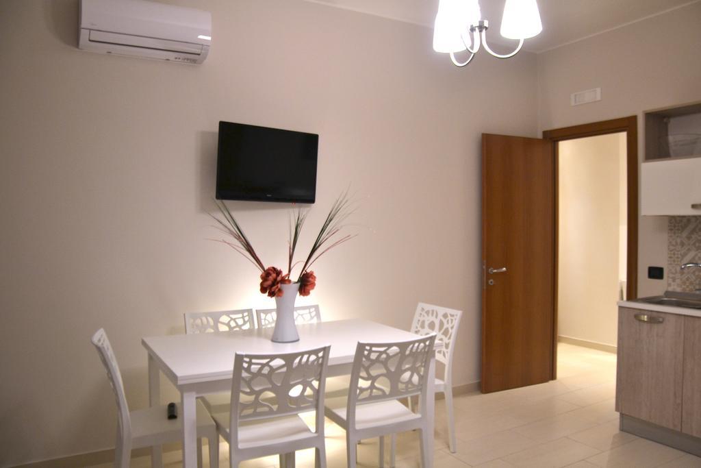 ホテル Residenze Principe Amedeo バーリ エクステリア 写真