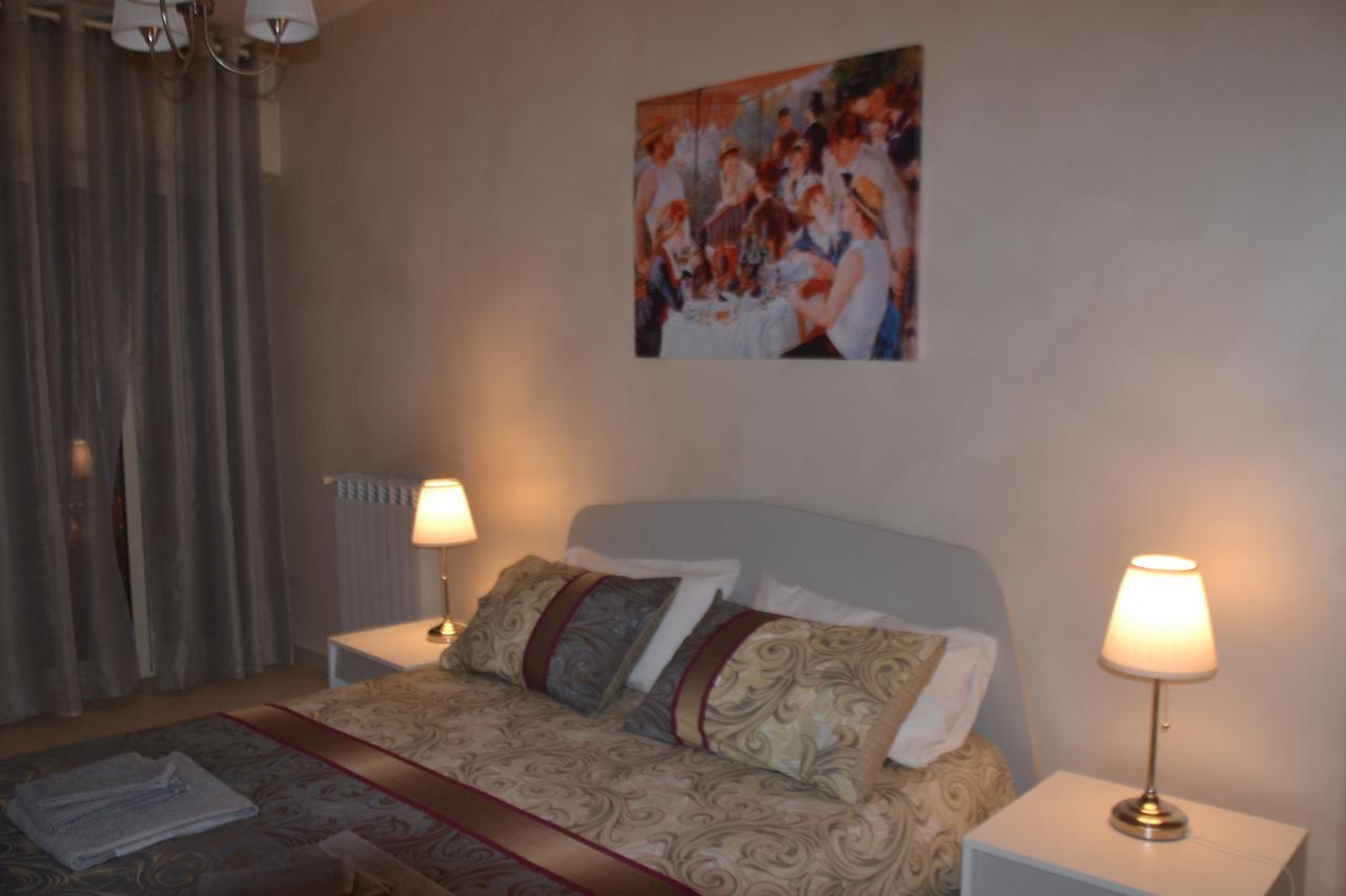 ホテル Residenze Principe Amedeo バーリ エクステリア 写真